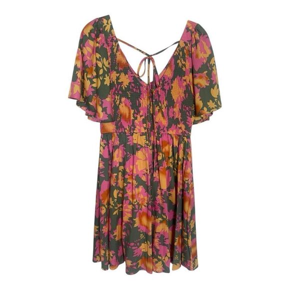 White Birch Dress Size Medium Colorful Olive Leaf Print Fit and Flare Boutique - Picture 4 of 7
